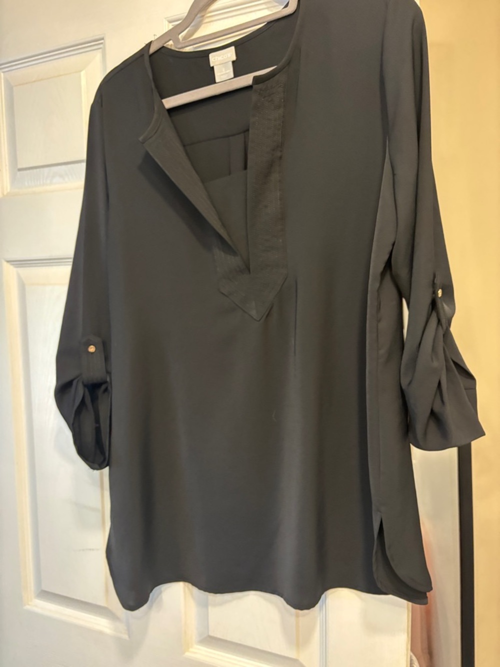 Chico’s Slate Black V-Slit Roll-Tab Tunic